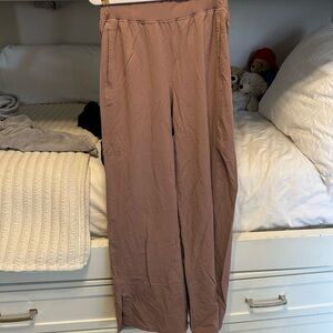 Lululemon pants